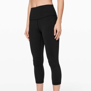 Lululemon Athletica Wunder Under Hi-Rise Crop 21”, black, size 4, EUC